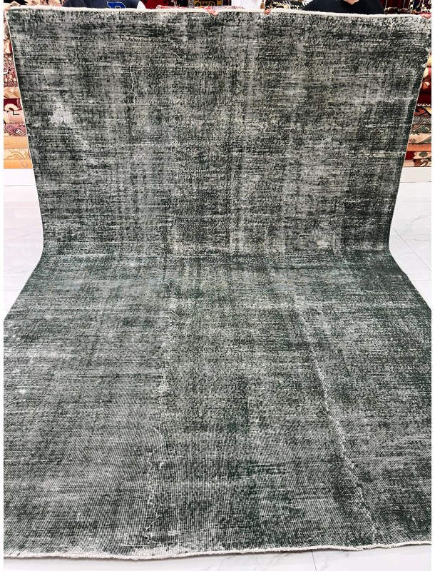 Vintage Turkish Burdur Rug – Wool on Cotton,40 Years Old (332 × 233 cm)