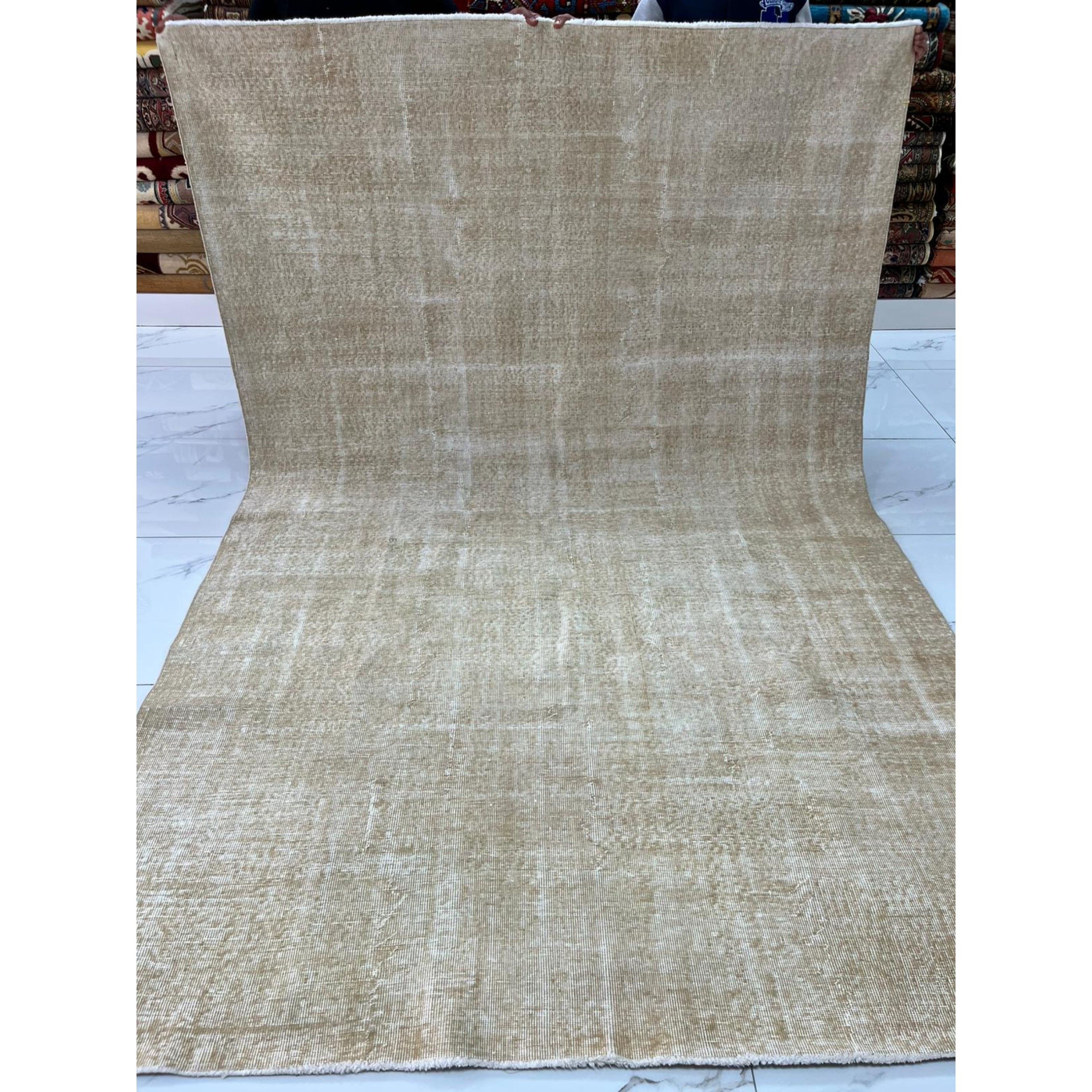 Vintage Turkish Burdur Rug – Wool on Cotton, 40 Years Old