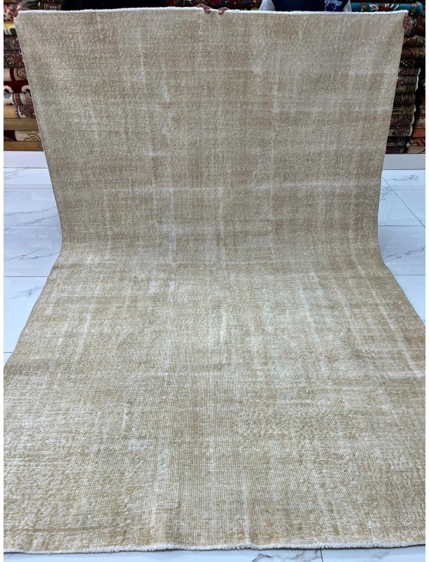 Vintage Turkish Burdur Rug – Wool on Cotton, 40 Years Old