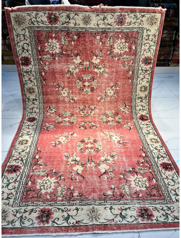 Vintage Turkish Uşak Demirci Rug – Wool on Cotton, Approx. 60 Years Old (280 × 180 cm)