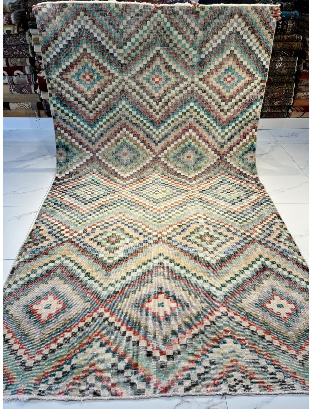 Vintage Zeki Müren Checkered Rug – Wool on Cotton, 40 Years Old
